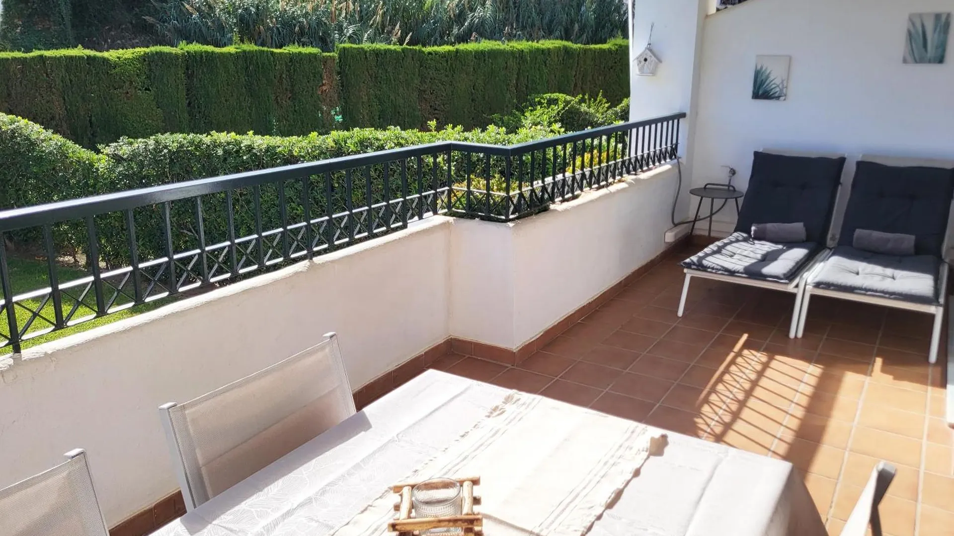 Luxury Garden Apartment - Walking Distance To The Sea Sitio de Calahonda Spain